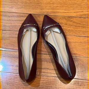 NWOT never wore Aldo berry color leather upper flat